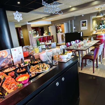 Отель Campanile Purpan 3*